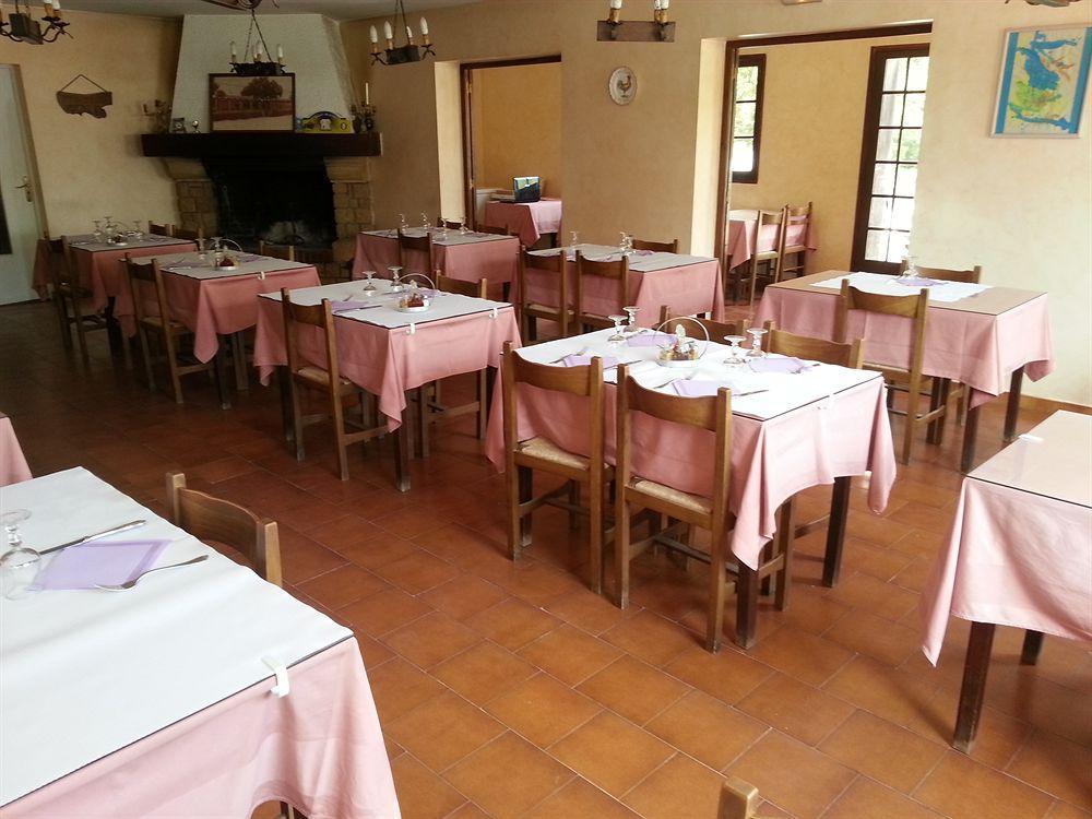 Hotel Restaurant Les 3 Chenes Fréjus Zewnętrze zdjęcie