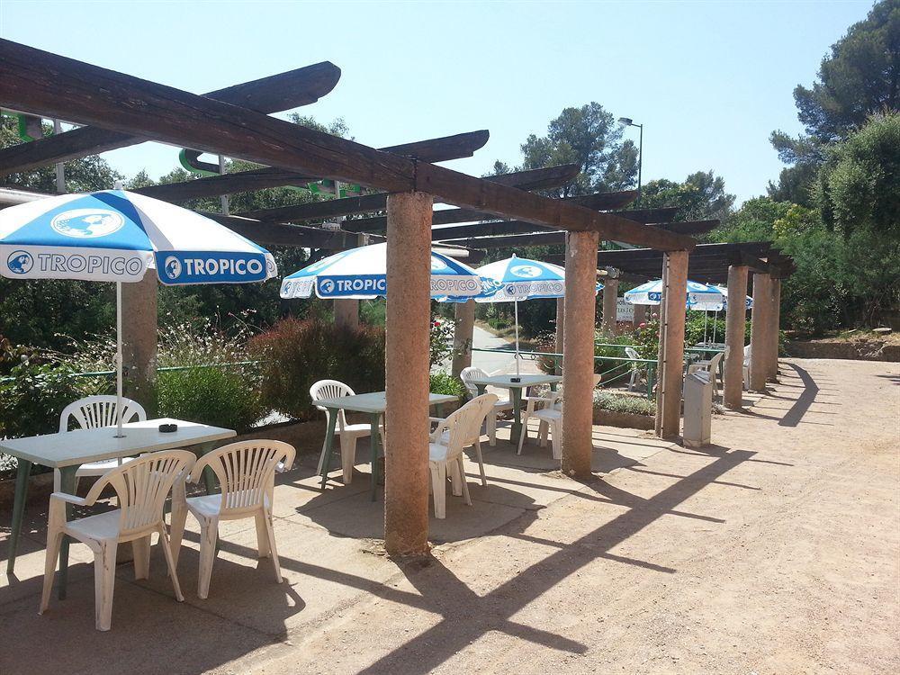 Hotel Restaurant Les 3 Chenes Fréjus Zewnętrze zdjęcie