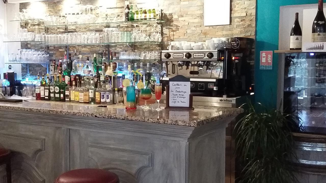 Hotel Restaurant Les 3 Chenes Fréjus Zewnętrze zdjęcie
